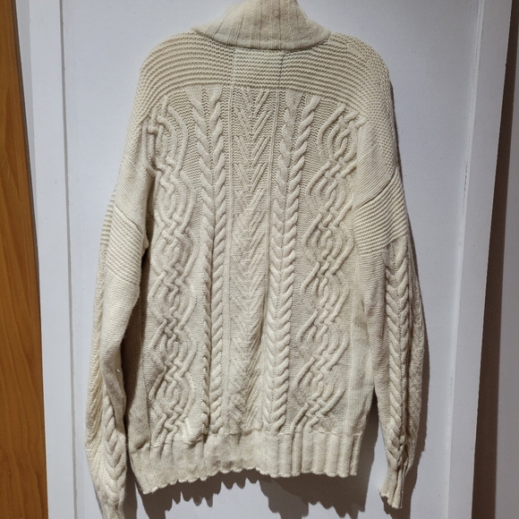 Eddie Bauer Fisherman Sweater - Picture 7 of 9